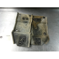 101V034 Motor Mount Brackets Pair For 97-98 Ford F-150  4.2